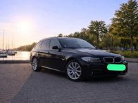 Gebraucht BMW 325 218 PS (160 kW) 2011 Schwarz Kombi