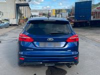 Second-hand Ford Focus 182 CP (133 kW) 2018 Albastru Break