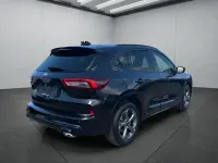 Second-hand Ford Kuga ST-Line 186 CP (136 kW) 2025 Negru SUV