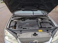 Gebraucht Ford Mondeo Futura 110 PS (80 kW) 2002 Silber Limousine
