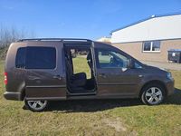 Używany VW Caddy Maxi 102 KM (75 kW) 2010 Brązowy Minivan