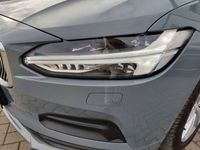 Gebraucht Volvo V90 Momentum 197 PS (144 kW) 2022 Grau Kombi