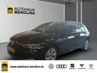 Gebraucht VW Golf VIII Style 150 PS (110 kW) 2024 Grau Limousine