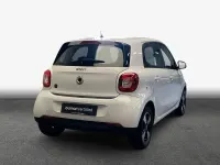 Gebraucht Smart ForFour Electric Drive Passion 60 kW (82 PS) 2021 Bodypanels + tridion white (un Kleinwagen