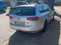 Gebraucht VW Passat 150 PS (110 kW) 2015 Silber Kombi