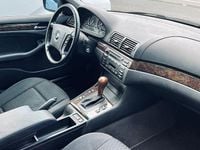 Usado BMW 323 170 HP (125 kW) 2000 Preto Sedan