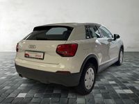 Używany Audi Q2 Design 150 KM (110 kW) 2017 Biały SUV