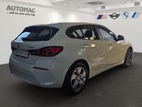 Gebraucht BMW 118 Advantage 140 PS (102 kW) 2023 Weiß Kleinwagen