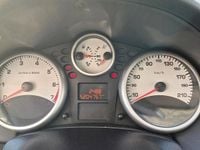 Gebraucht Peugeot 207 95 PS (69 kW) 2008 Grau Limousine