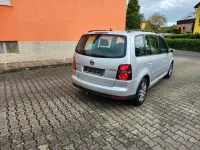 Gebraucht VW Touran Trendline 105 PS (77 kW) 2009 Silber Van / Kleinbus
