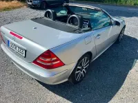 Gebraucht Mercedes SLK230 197 PS (144 kW) 2002 Silber Cabrio
