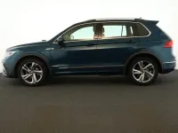 Gebraucht VW Tiguan R-line 150 PS (110 kW) 2022 Nightshade blue metallic SUV