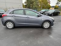 Gebraucht Hyundai i30 110 PS (80 kW) 2016 Grau Kleinwagen