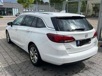 Gebraucht Opel Astra 150 PS (110 kW) 2017 Weiß Kombi