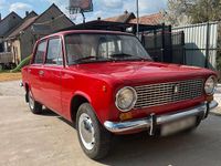 Second-hand Lada 2101 1980 Roșu Berlinǎ