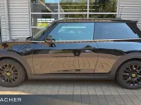 Gebraucht Mini Cooper SE Classic 135 kW (184 PS) 2023 Schwarz Kleinwagen