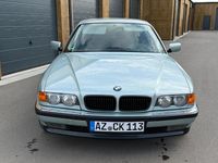 Gebraucht BMW 735 238 PS (175 kW) 2001 Blau Limousine