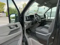 Second-hand VW Crafter 177 CP (130 kW) 2018 Negru Van