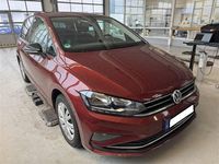 Gebraucht VW Golf IQ Drive 116 PS (85 kW) 2020 Cranberry red metallic Van / Kleinbus