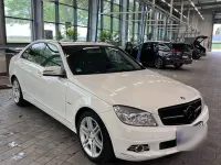 Gebraucht Mercedes C200 184 PS (135 kW) 2009 Weiß Limousine
