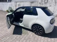 Gebraucht Honda e 100 kW (136 PS) 2022 Weiß Kleinwagen