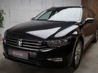 Gebraucht VW Passat 150 PS (110 kW) 2022 Deep black perleffekt Kombi
