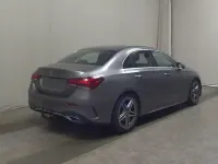 Gebraucht Mercedes A220 AMG line 190 PS (139 kW) 2021 Mountaingrau met Limousine
