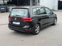 Gebraucht VW Touran 110 PS (80 kW) 2016 Deep black perleffekt Van / Kleinbus