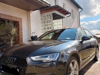 Gebraucht Audi A4 Comfort 190 PS (139 kW) 2018 Grau Kombi