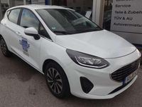 Gebraucht Ford Fiesta Titanium 101 PS (74 kW) 2023 Frostweiß Kleinwagen
