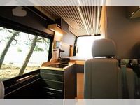 Neu Mercedes Sprinter 170 PS (125 kW) 2025 Schwarz (tiefschwarz) Van