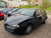 Gebraucht Alfa Romeo 147 105 PS (77 kW) 2005 Schwarz Kleinwagen