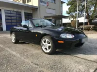 Gebraucht Mazda MX5 110 PS (80 kW) 2000 Schwarz Cabrio
