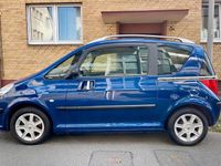 Gebraucht Peugeot 1007 73 PS (53 kW) 2005 Van / Kleinbus