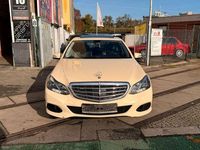 Gebraucht Mercedes E200 136 PS (100 kW) 2015 Hellelfenbein Limousine