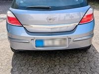 Second-hand Opel Astra 125 CP (91 kW) 2004 Argintiu Hatchback