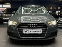 Gebraucht Audi A3 Ambiente 150 PS (110 kW) 2020 Grau Limousine