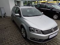 Gebraucht VW Passat 105 PS (77 kW) 2011 Silber metallic Kombi