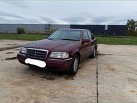 Gebraucht Mercedes C220 Elegance 150 PS (110 kW) 1996 Rot Limousine