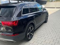 Używany Audi Q7 Ambiente 272 KM (200 kW) 2018 Czarny SUV