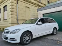 Gebraucht Mercedes C180 156 PS (114 kW) 2014 Weiß Kombi
