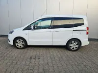 Gebraucht Ford Tourneo Trend 101 PS (74 kW) 2018 Weiß Kombi