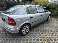 Usata Opel Astra 101 CV (74 kW) 2001 Argento Berlina