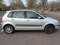 Gebraucht VW Polo 64 PS (47 kW) 2004 Silber Kleinwagen