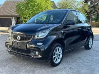Gebraucht Smart ForFour Basis 71 PS (52 kW) 2019 Schwarz Kleinwagen