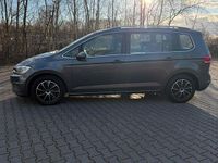 Gebraucht VW Touran Highline 190 PS (139 kW) 2017 Grau Van / Kleinbus