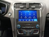 Gebraucht Ford Mondeo Titanium 140 PS (102 kW) 2022 Blau Limousine