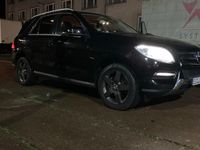 Gebraucht Mercedes ML350 258 PS (189 kW) 2012 Schwarz SUV