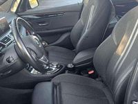 Gebraucht BMW 220 Sport Line 192 PS (141 kW) 2018 Grau Kombi