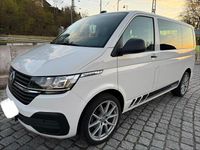 Second-hand VW Multivan 110 CP (80 kW) 2021 Alb Monovolum